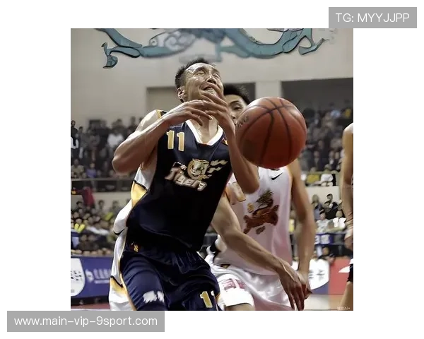 媒体人称广东补强“不可思议”，朱芳雨是幕后功臣